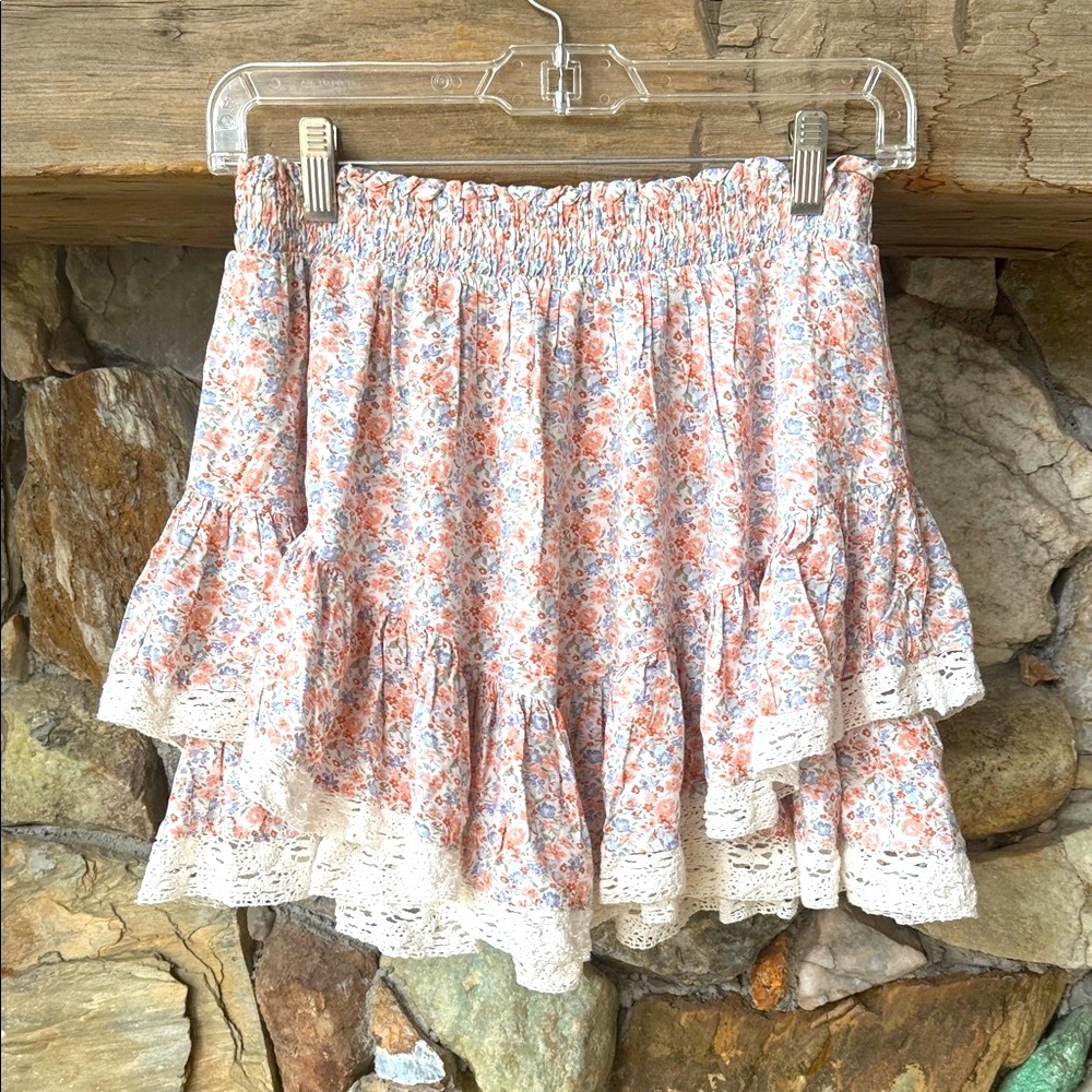 Aeropostale Layered Floral Lace Trim Mini Skirt size Small - Picture 3 of 12